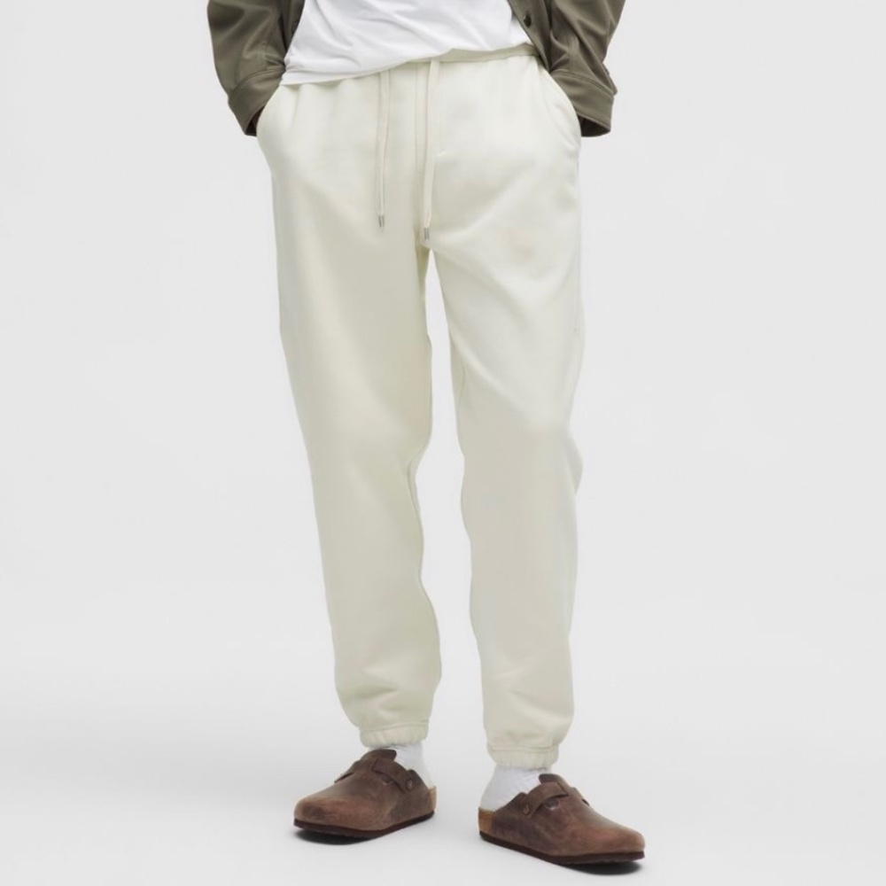 Lululemon Heavyweight Fleece Jogger (Size XS) in Bone